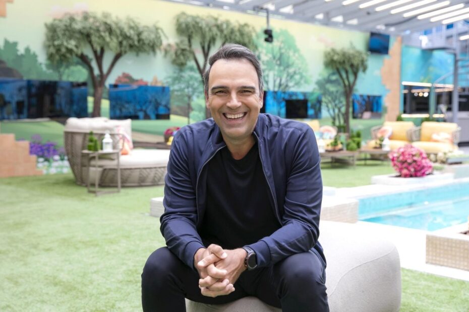 O Big Brother Brasil 26 continua a captar a atenção do público com a sua programação envolvente. O reality show mantém sua tradição de exibição diária, indo ao ar de segunda a domingo. A incrível dinâmica do jogo, que inclui a liderança em duplas, promete agitar os espectadores. As imagens inéditas do BBB 24 mostram o que vem por aí