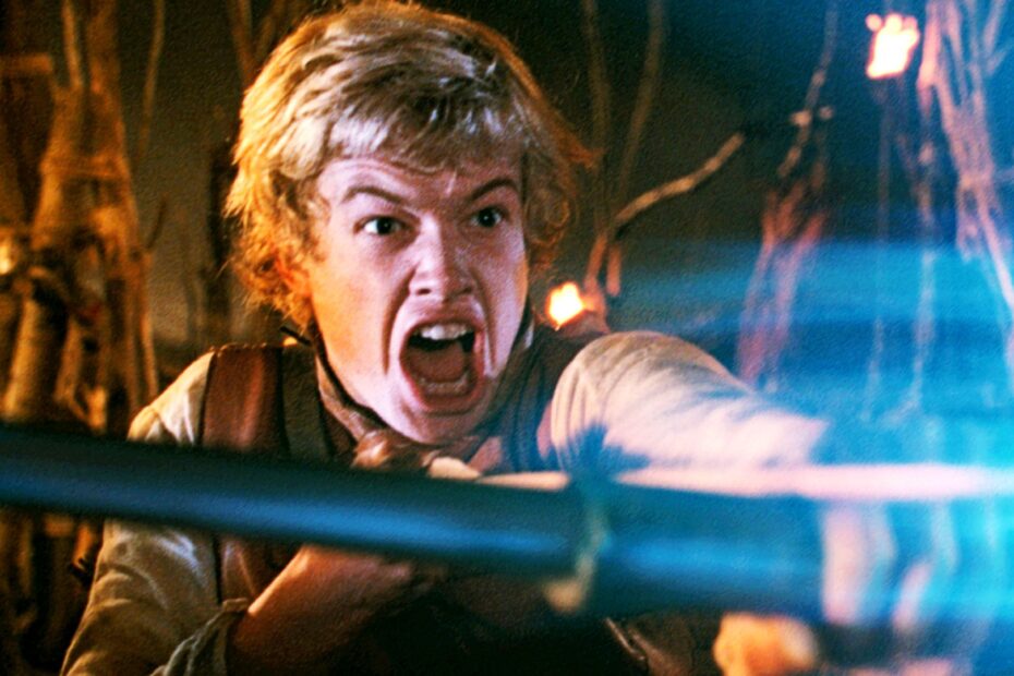 Disney's Lord of the Rings Fantasy Series Replacement Está Mudando a Televisão de Rede de Maneira Bizarra Eragon promete revolucionar a fantasia na televisão e impactar séries