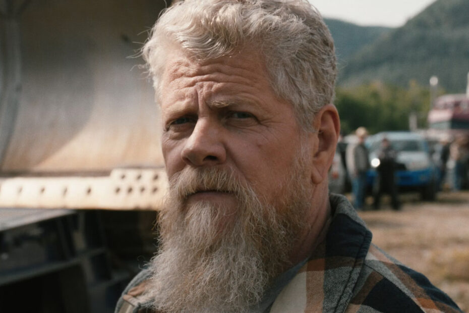 Michael Cudlitz: O Vilão Carismático de "Marshals" e Sua Marcante Interpretação de Lex Luthor Michael Cudlitz brilha como vilão carismático em Marshals e Lex Luthor