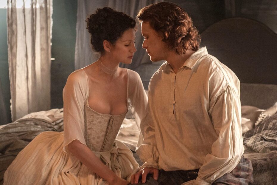 Outlander: Final da Série Recebe 100% de Avaliação no Rotten Tomatoes e Encanta Fãs com Temporada 8 Outlander encerra com 100% de aprovação e emociona fãs na 8ª temporada