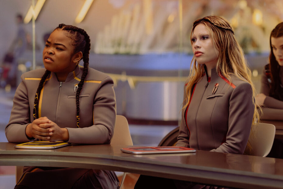 Modern Star Trek está obcecado por um tema particular, e isso está se tornando um tanto quanto exagerado. Com o lançamento de séries como "Star Trek: Starfleet Academy", essa obsessão fica evidente, especialmente em relação ao uso de paisagens oníricas interativas. Star Trek enfrenta crítica por uso excessivo de paisagens oníricas
