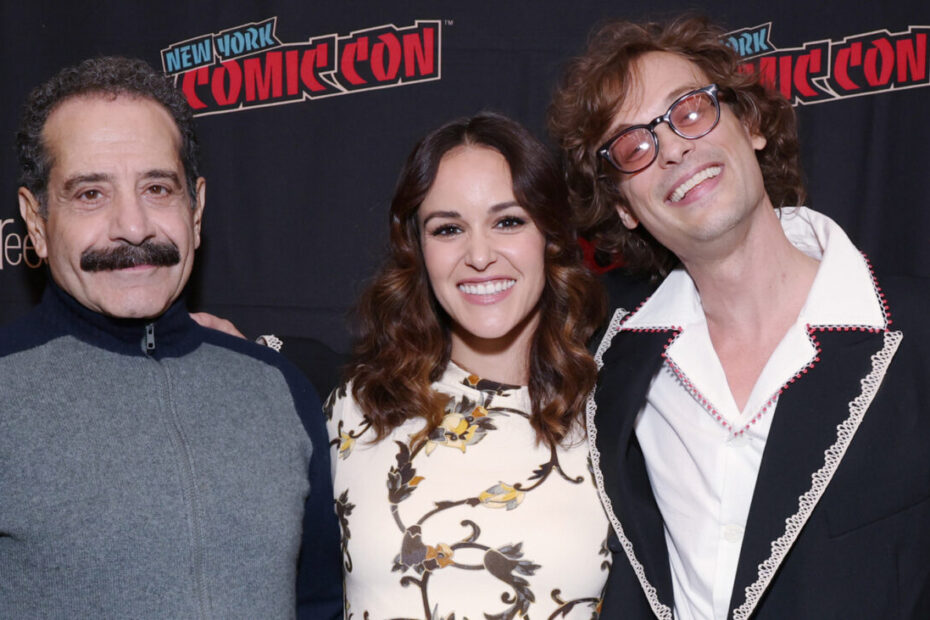Matthew Gray Gubler está de volta à programação da CBS com a nova série Einstein, uma comédia procedural que promete conquistar os fãs de investigações inteligentes. Conhecido por seu trabalho marcante em Criminal Minds, o ator agora assume o papel de Lewis Einstein, o brilhante e excêntrico bisneto de Albert Einstein. Depois de se meter em confusões com a lei devido a suas travessuras, o protagonista acaba sendo obrigado a ajudar a detetive Teri London a desvendar os casos mais complexos. Einstein traz Matthew Gray Gubler em nova comédia